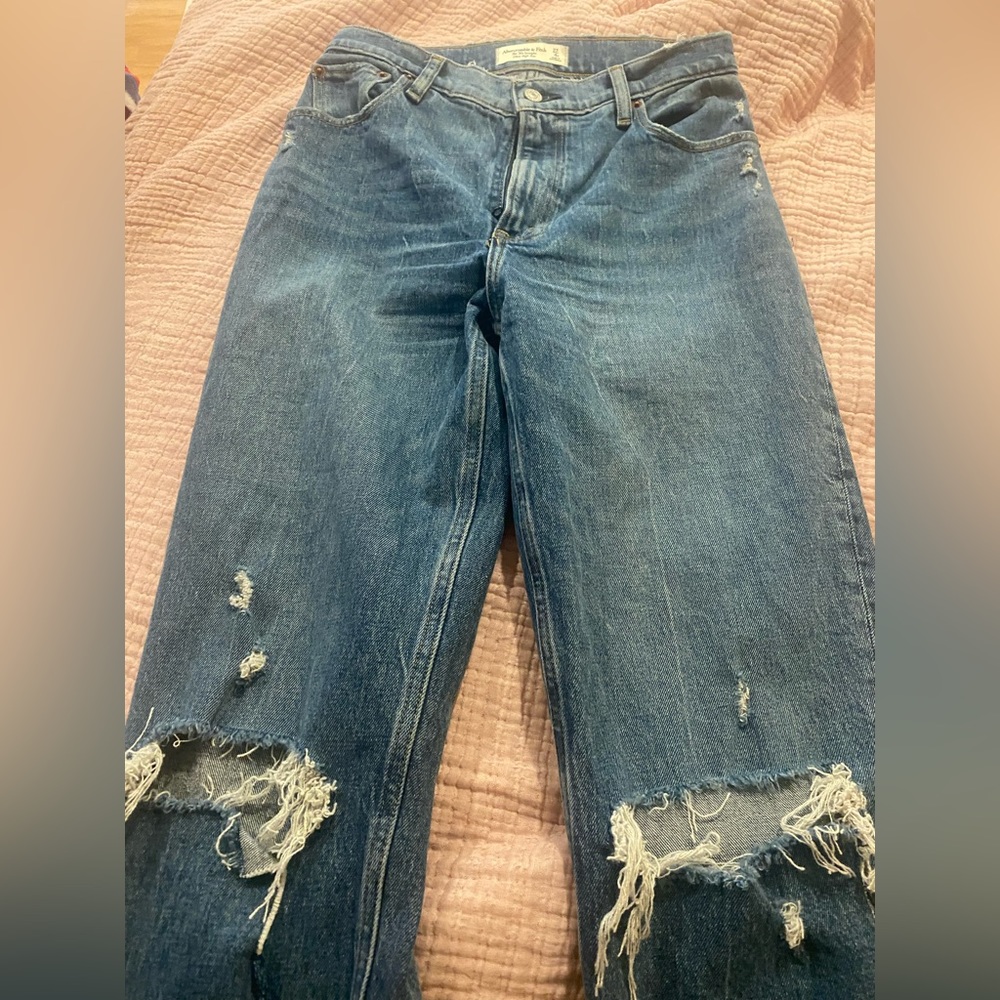 Abercrombie . The 90s straight ultra high rise size 27/4S
